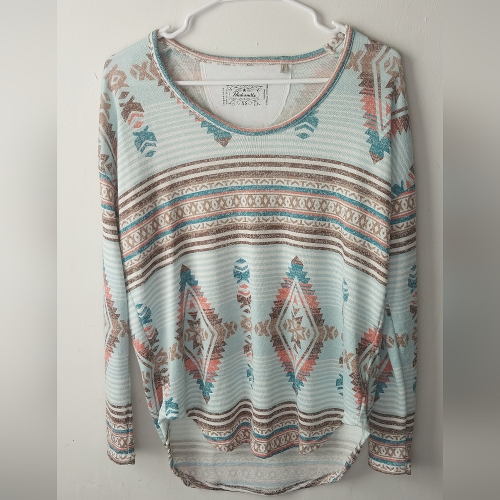 Aztec Print Long Sleeve Lightweight Top